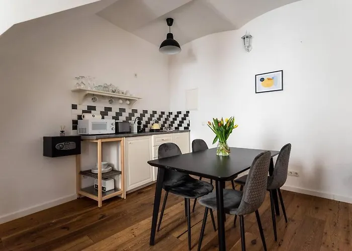 Apartamento Neat 1br Duplex By Metro And Center By Hm *