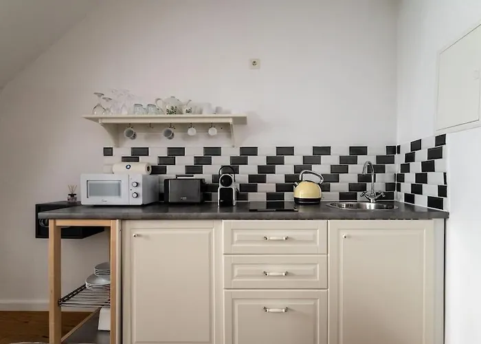 Apartamento Neat 1br Duplex By Metro And Center By Hm *
